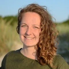 Dr. Lisa Bretschneider